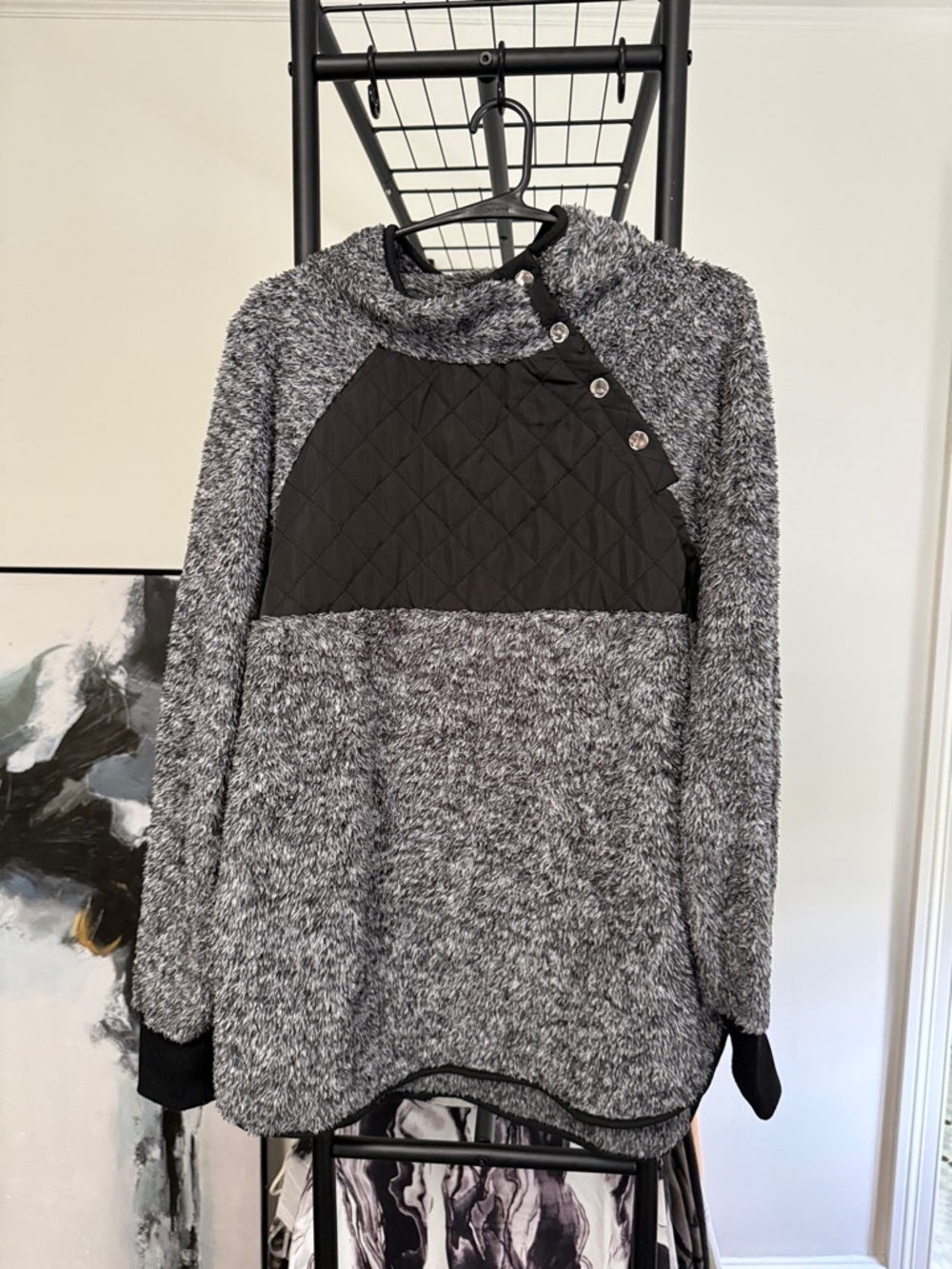 Cozy Black and Gray Quilted Panel Pullover Sweater
